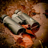 National Geographic 10x42 Waterproof Performance Roof Binoculars and Harness